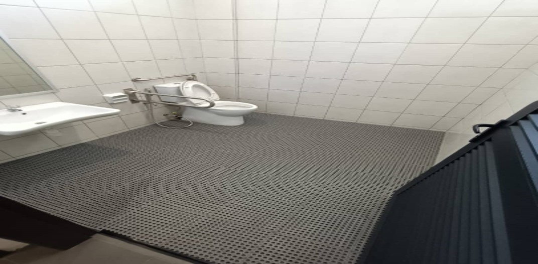 Facilities :OKU Toilet